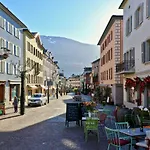Au Coeur De Apartment