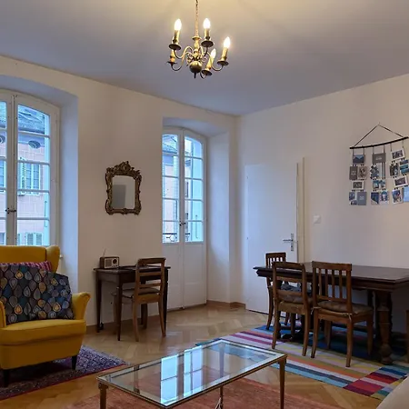 Au Coeur De Apartment