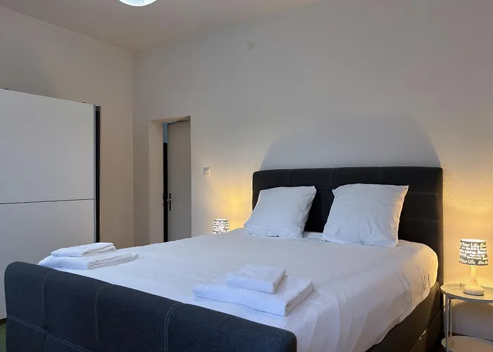 Au Coeur De Апартаменты *